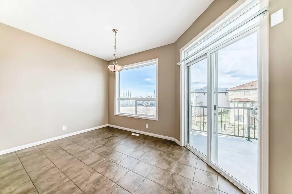 60 Sunset Circle Cochrane AB T4C0C3