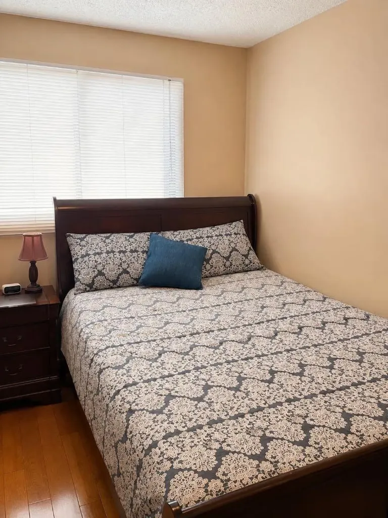 76 Edgewood Drive NW Calgary AB T3A 2T5