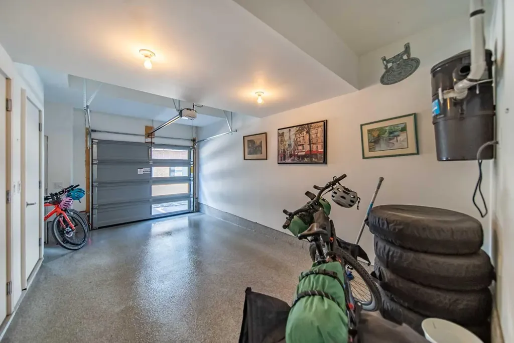 4020 Norford Avenue NW Calgary AB T3B 6G6