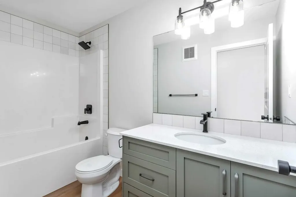 58 Concord Rise Sylvan Lake AB T4S 0N7