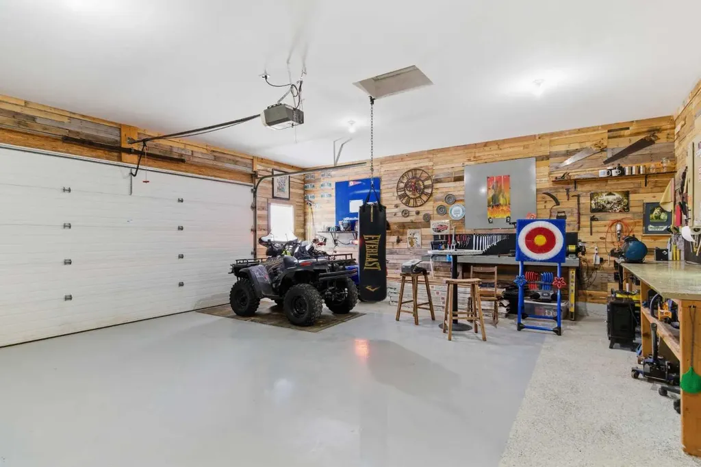 251002 Range Road 262 Rural Wheatland County AB T1P 0T5