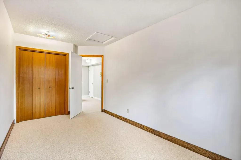 833 5th Street Canmore AB T1W 2G1