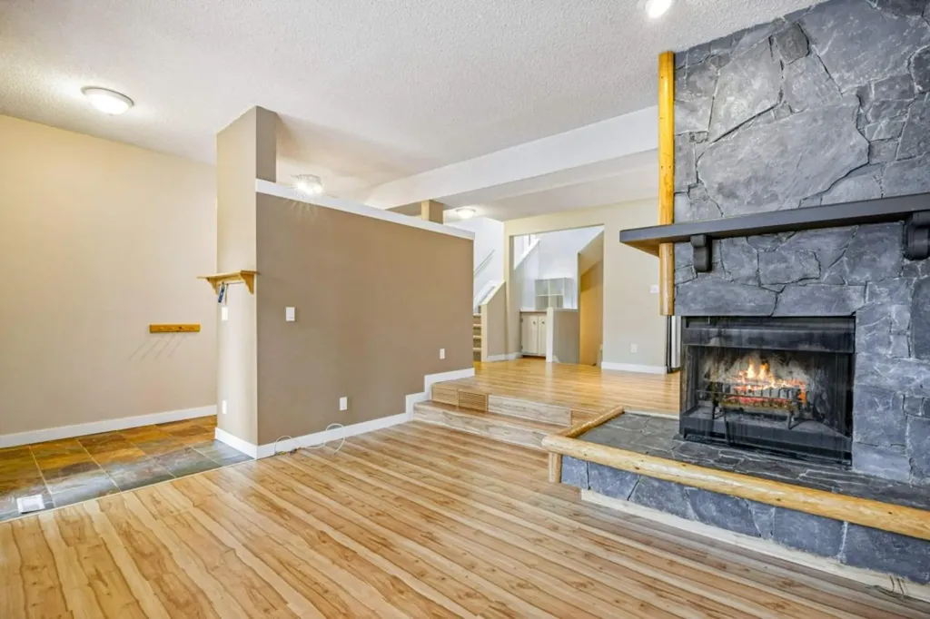 833 5th Street Canmore AB T1W 2G1