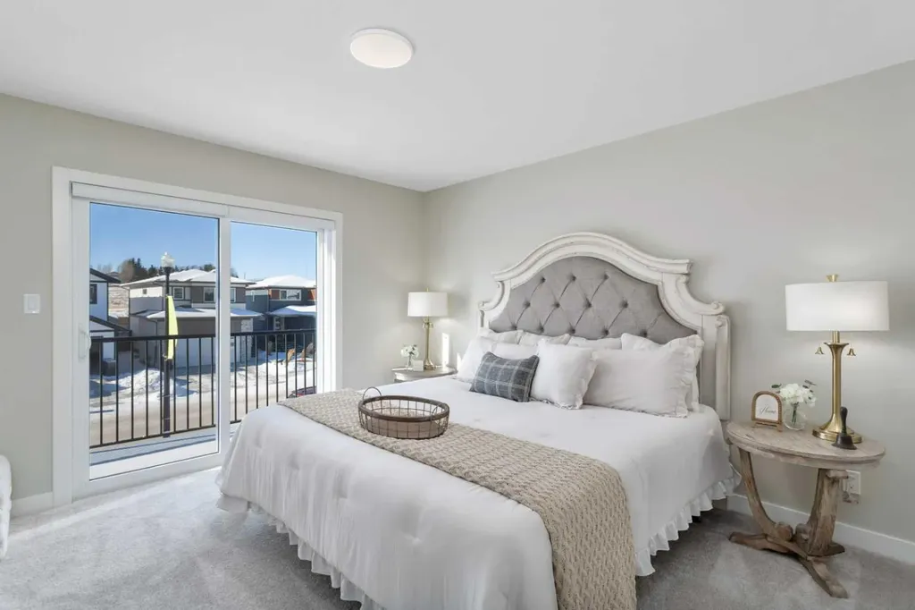 206 Cambridge Way Sylvan Lake AB T4S 0V8