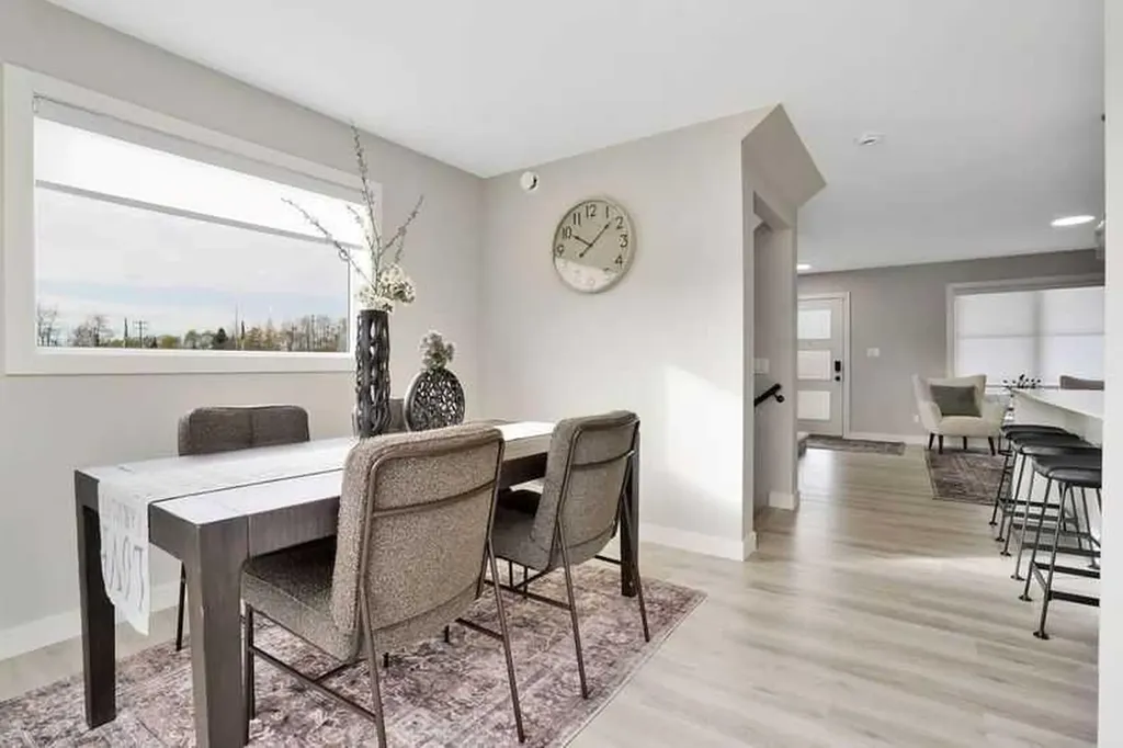 206 Cambridge Way Sylvan Lake AB T4S 0V8