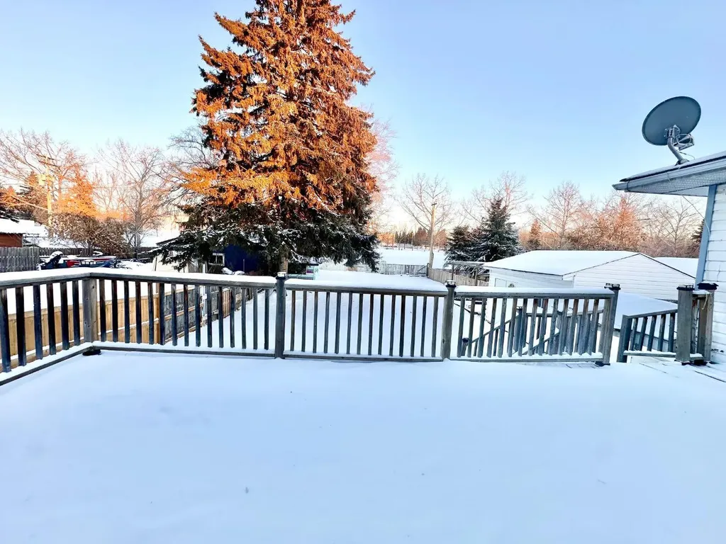 9111 100 Street Lac La Biche AB T0A 2C0