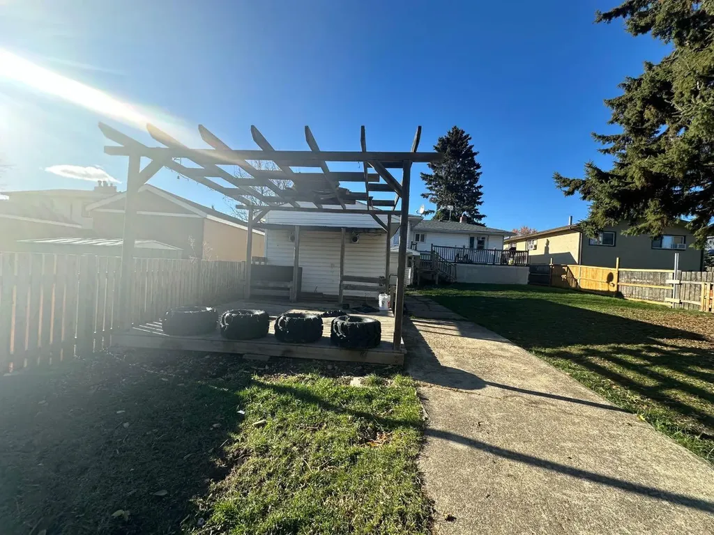 9111 100 Street Lac La Biche AB T0A 2C0