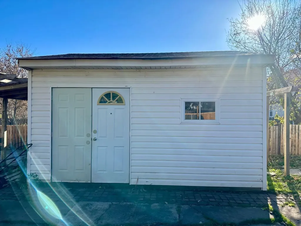 9111 100 Street Lac La Biche AB T0A 2C0