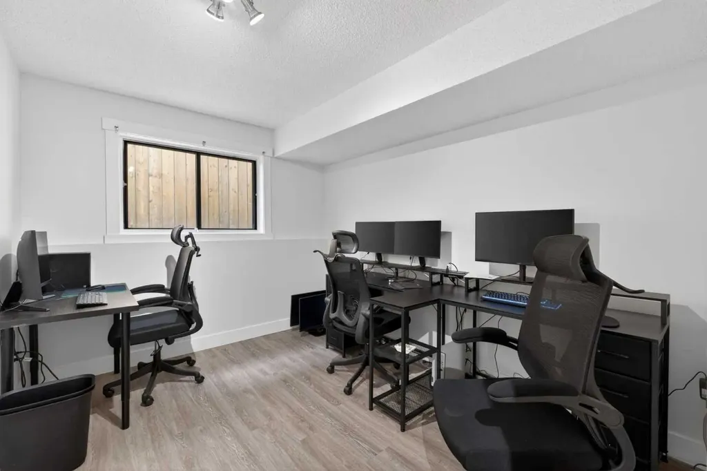 1920 31 Street SW Calgary AB T3E2M9