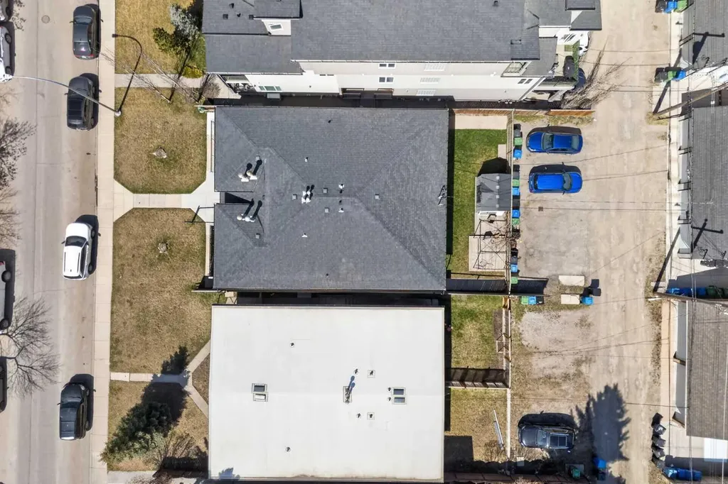 1920 31 Street SW Calgary AB T3E2M9