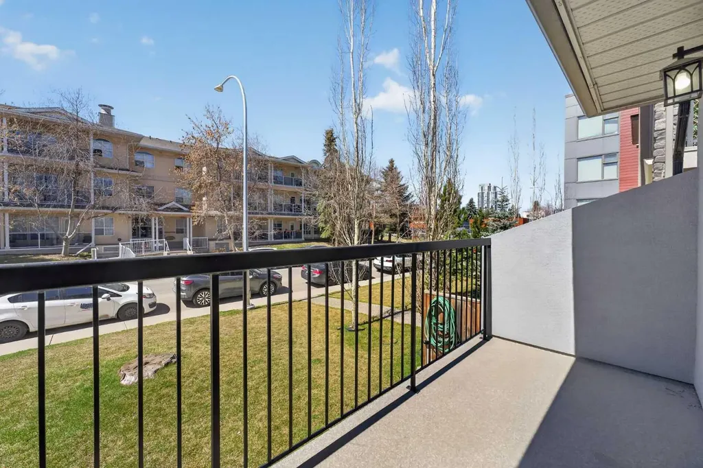 1920 31 Street SW Calgary AB T3E2M9