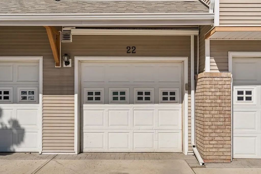 914 20 Street SE Calgary AB T2G 5P5