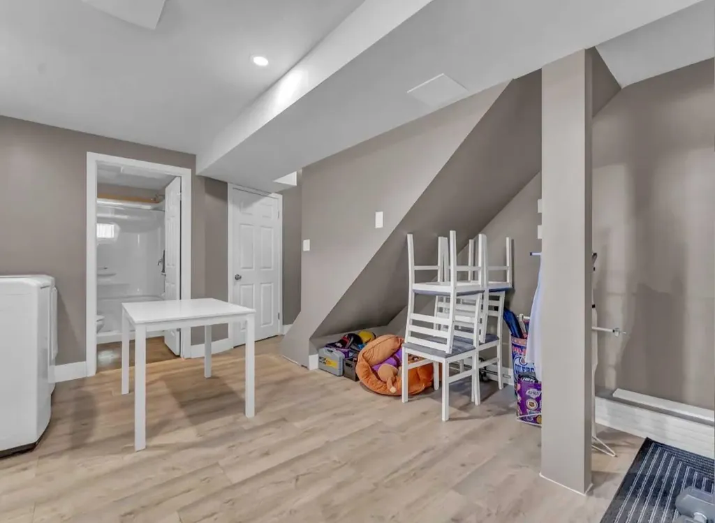 14 1 Street NE Redcliff AB T0J 2P0