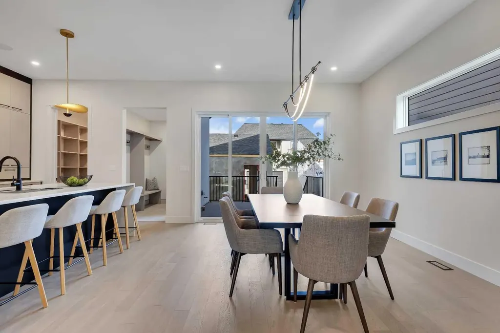 336 Normandy Drive SW Calgary AB T3E 7J6