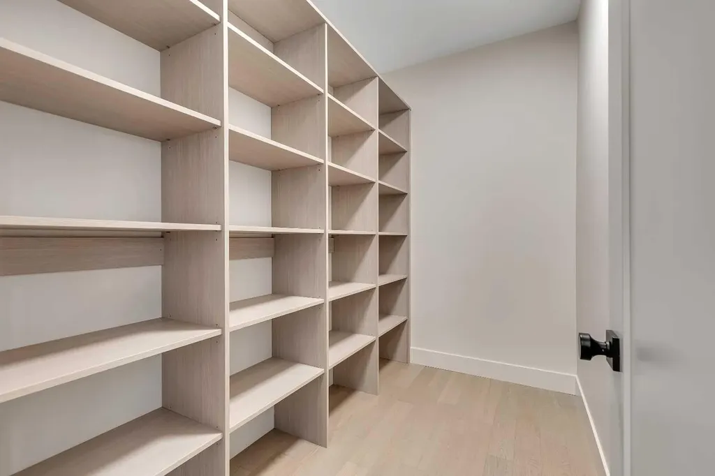 336 Normandy Drive SW Calgary AB T3E 7J6