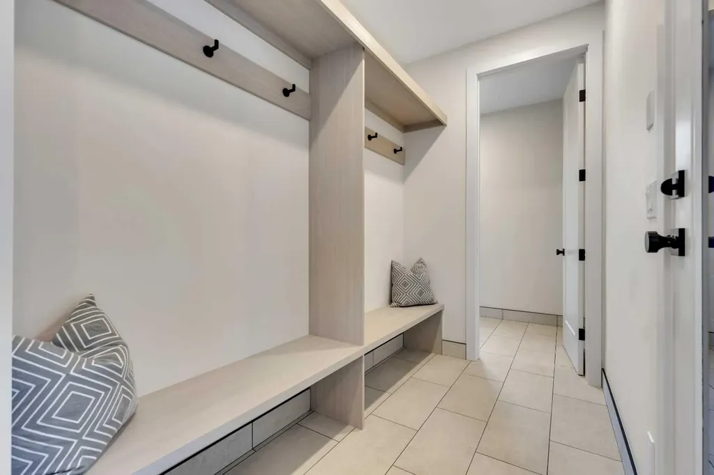 336 Normandy Drive SW Calgary AB T3E 7J6