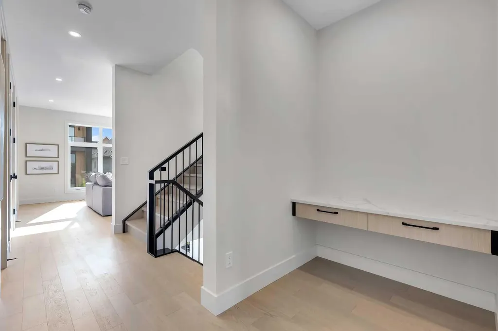 336 Normandy Drive SW Calgary AB T3E 7J6
