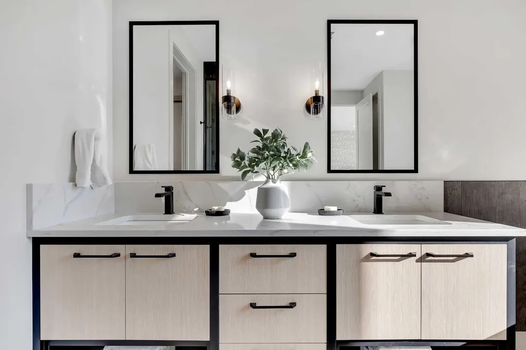 336 Normandy Drive SW Calgary AB T3E 7J6