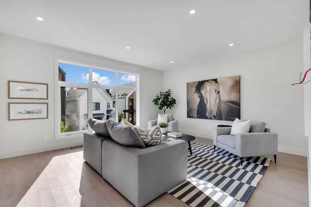 336 Normandy Drive SW Calgary AB T3E 7J6