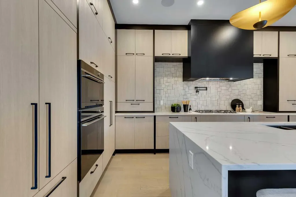 336 Normandy Drive SW Calgary AB T3E 7J6