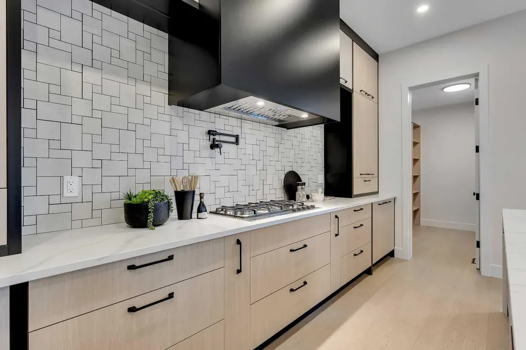 336 Normandy Drive SW Calgary AB T3E 7J6