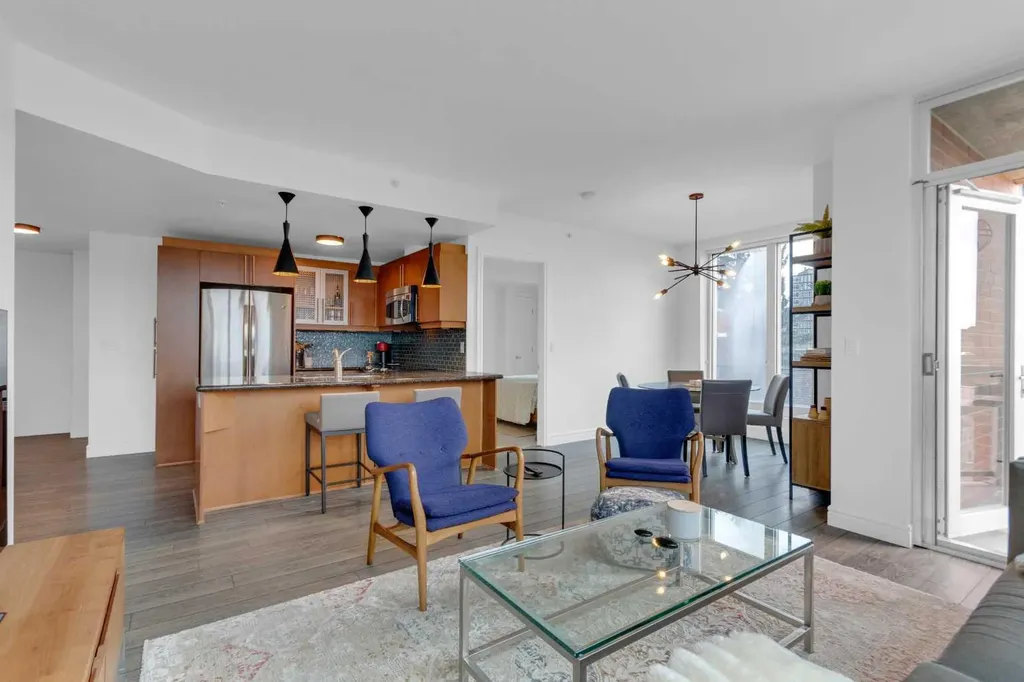 817 15 Avenue SW Calgary AB T2R 0H8