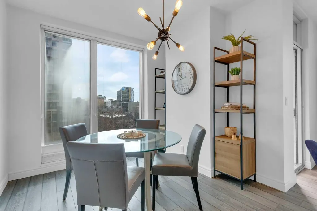 817 15 Avenue SW Calgary AB T2R 0H8