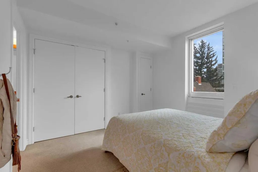 817 15 Avenue SW Calgary AB T2R 0H8