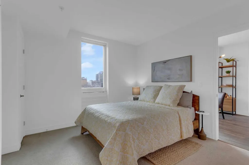 817 15 Avenue SW Calgary AB T2R 0H8