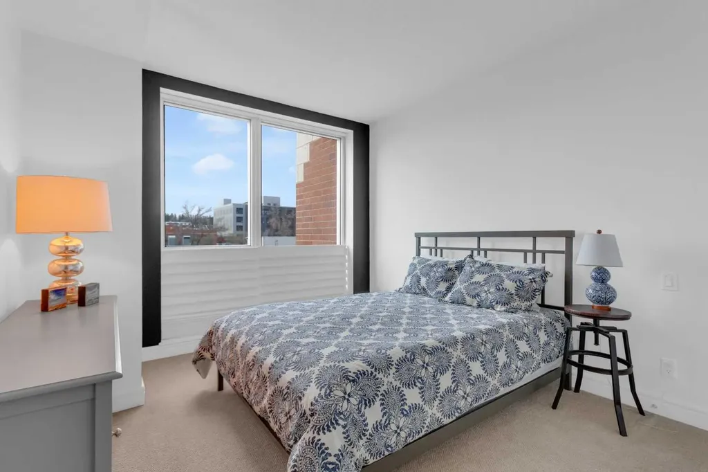 817 15 Avenue SW Calgary AB T2R 0H8