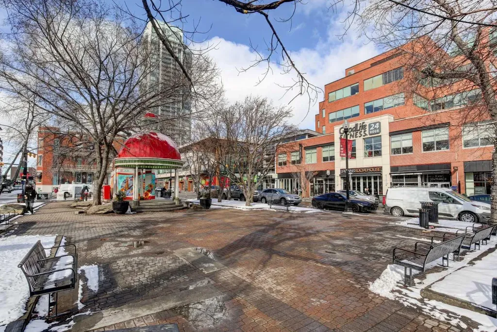 817 15 Avenue SW Calgary AB T2R 0H8