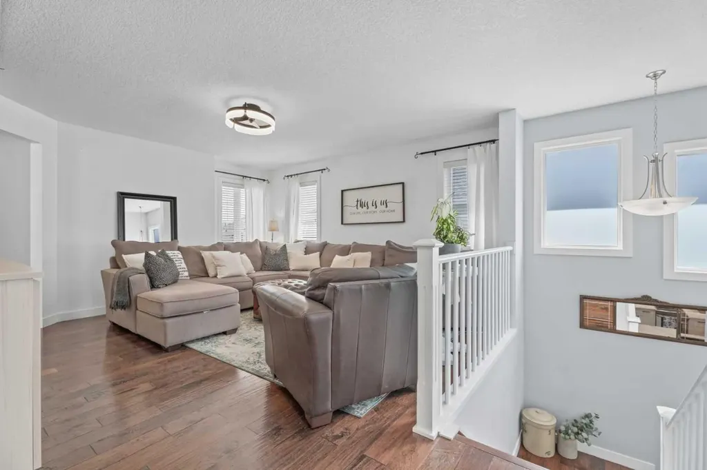 64 Drake Landing Crescent Okotoks AB T1S0E6