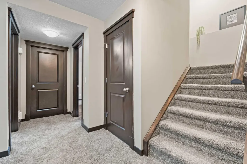 64 Drake Landing Crescent Okotoks AB T1S0E6