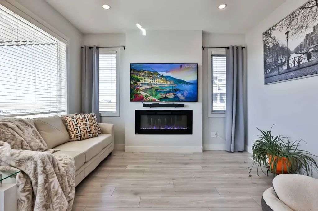 942 Miners Boulevard W Lethbridge AB T1J 5S6