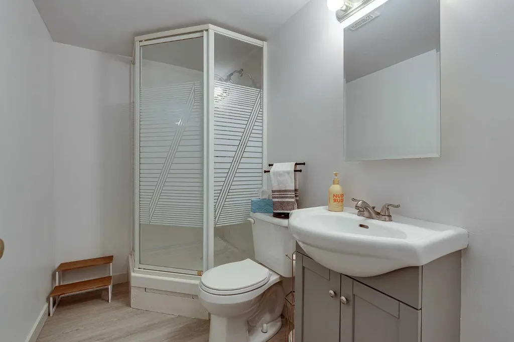 31 Kerry Wood Mews Red Deer AB T4N 7B8