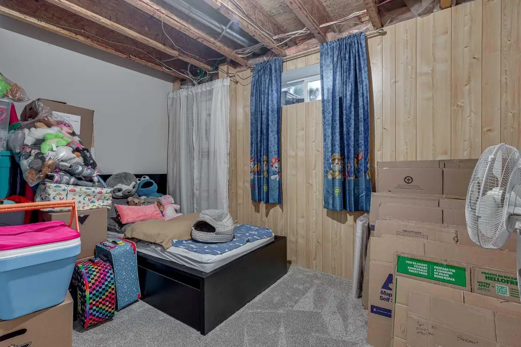 31 Kerry Wood Mews Red Deer AB T4N 7B8