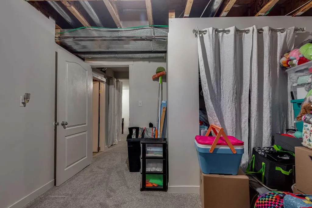 31 Kerry Wood Mews Red Deer AB T4N 7B8