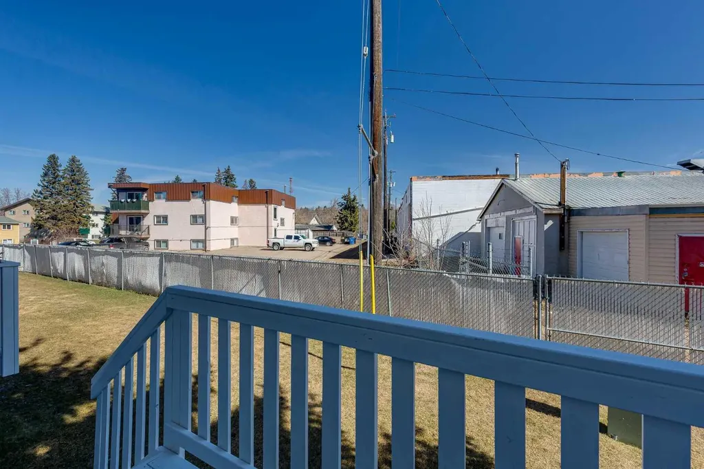 31 Kerry Wood Mews Red Deer AB T4N 7B8