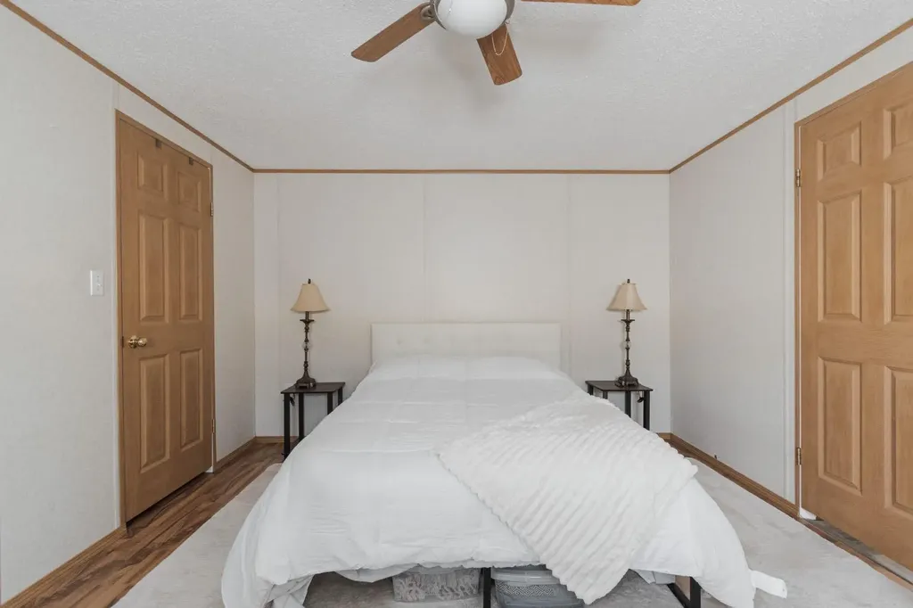 167 Grant Way Fort Mcmurray AB T9H 5J3