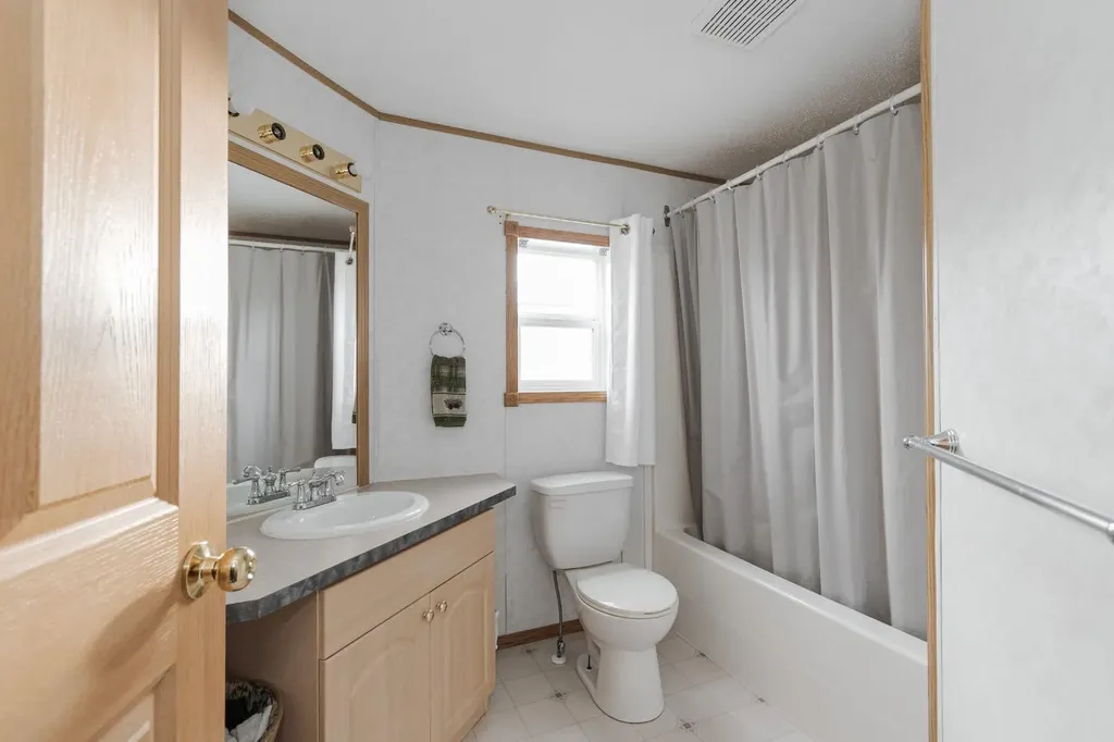167 Grant Way Fort Mcmurray AB T9H 5J3