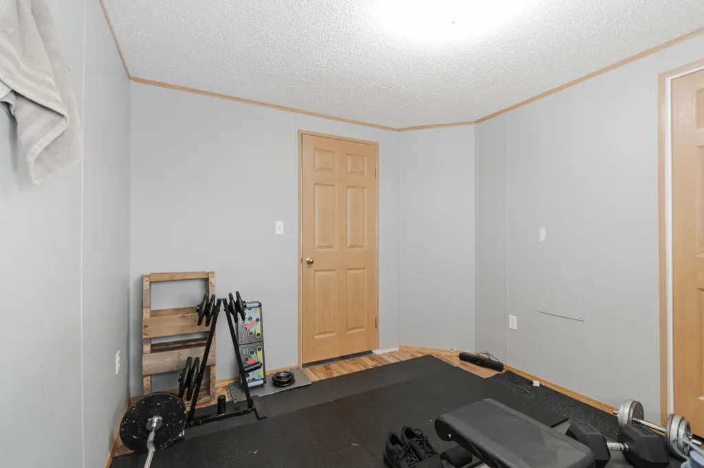 167 Grant Way Fort Mcmurray AB T9H 5J3