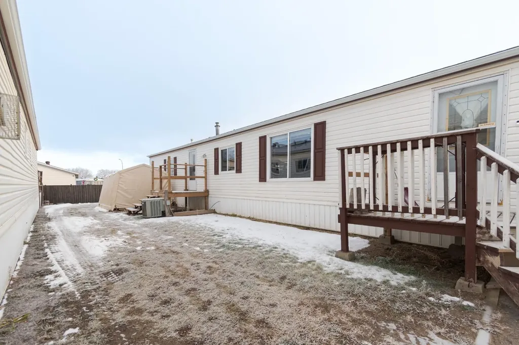 167 Grant Way Fort Mcmurray AB T9H 5J3