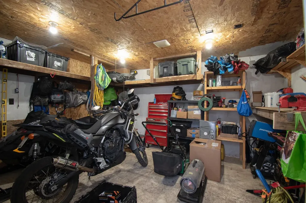 167 Grant Way Fort Mcmurray AB T9H 5J3