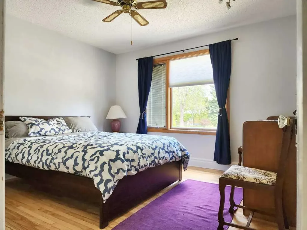 628 19th Street S Lethbridge AB T1J 3G7
