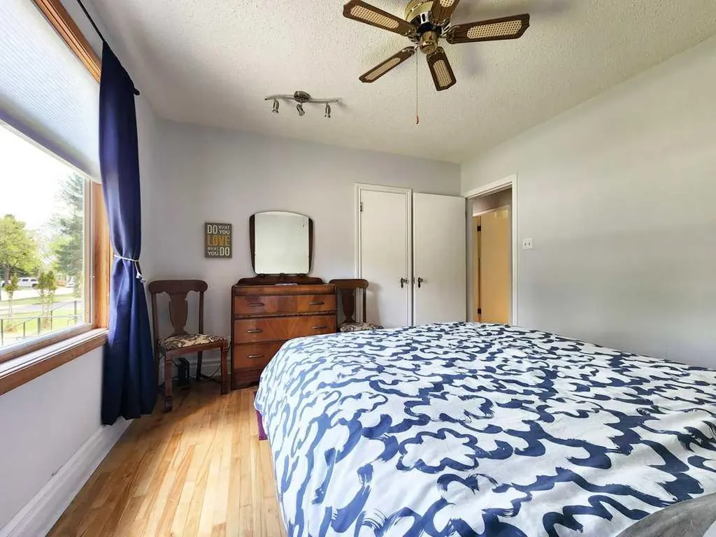 628 19th Street S Lethbridge AB T1J 3G7