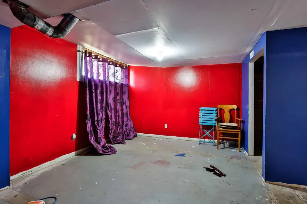 209 3 Avenue Warner AB T0K 2L0