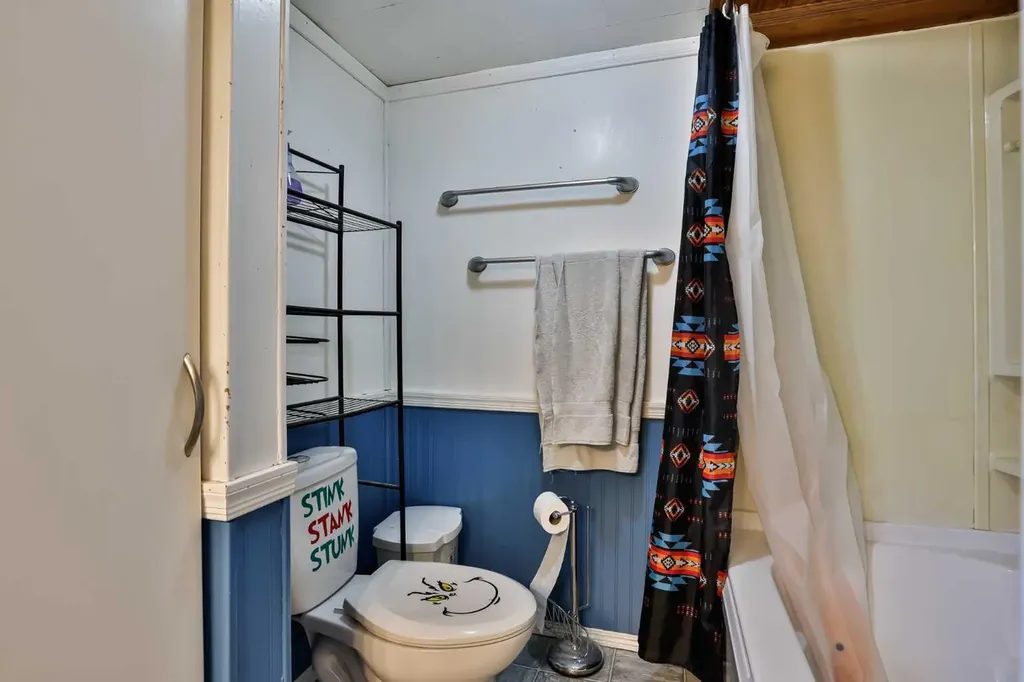 209 3 Avenue Warner AB T0K 2L0