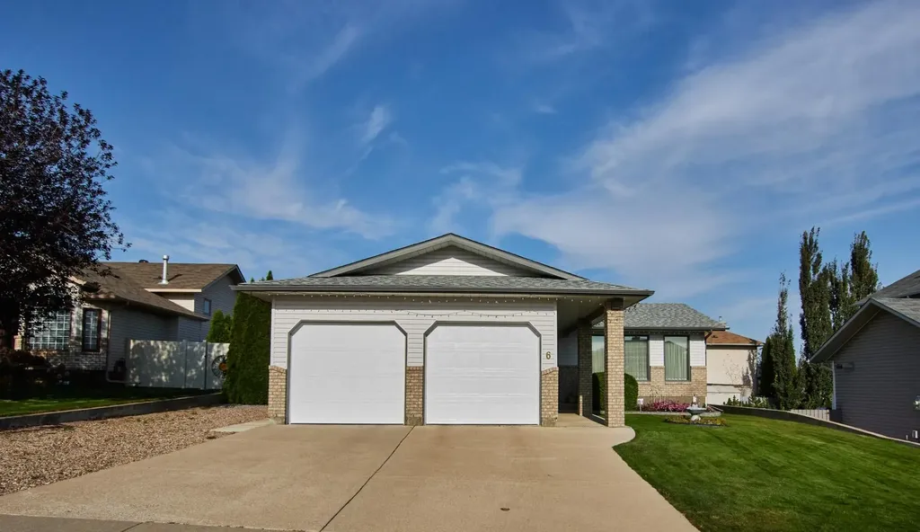 6 Redwood Place SE Medicine Hat AB T1B 4A1