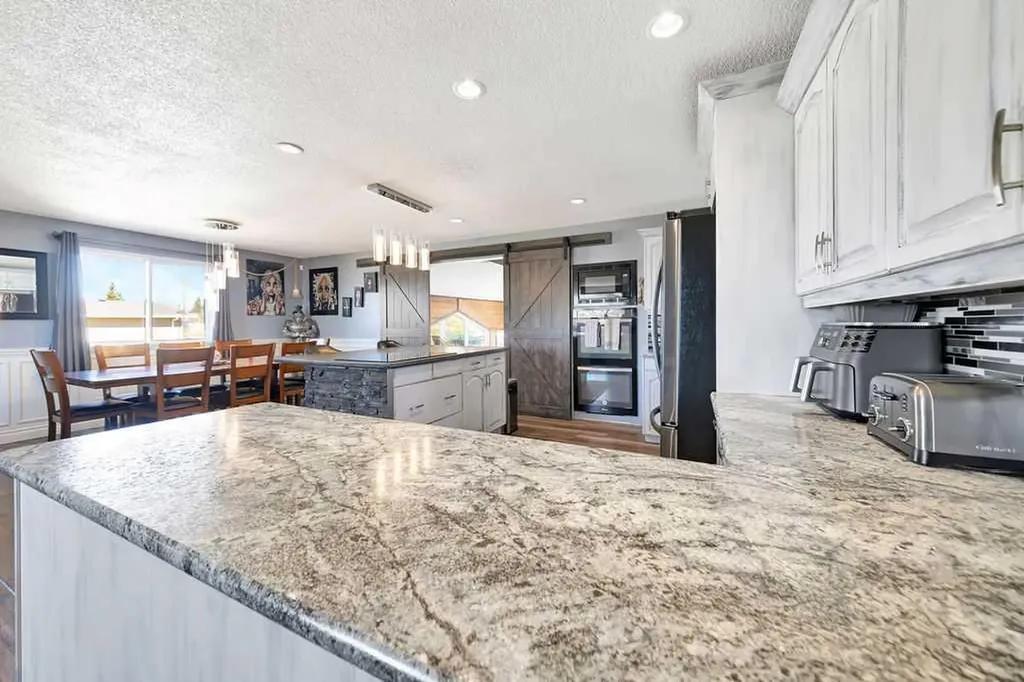 1206 1 Avenue Wainwright AB T9W 5A1