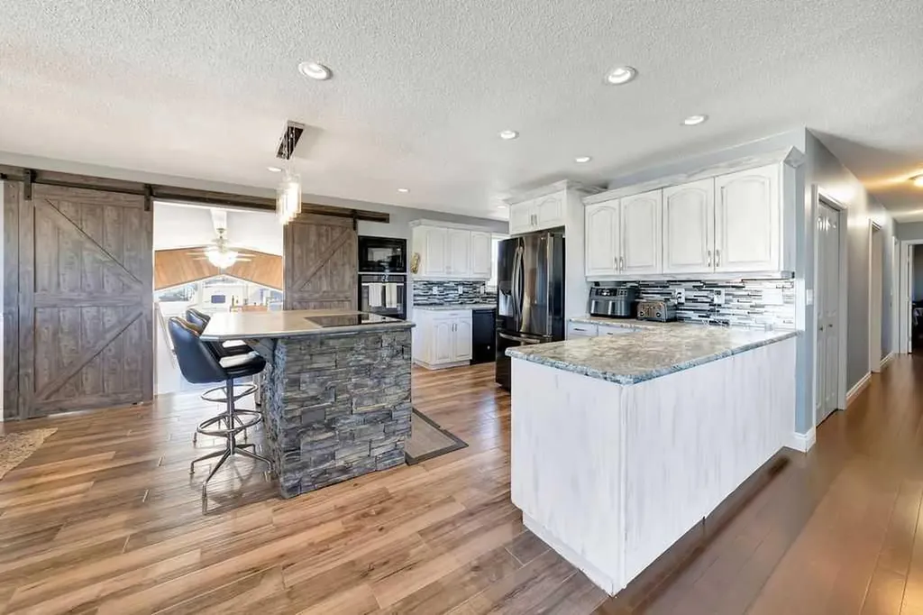 1206 1 Avenue Wainwright AB T9W 5A1